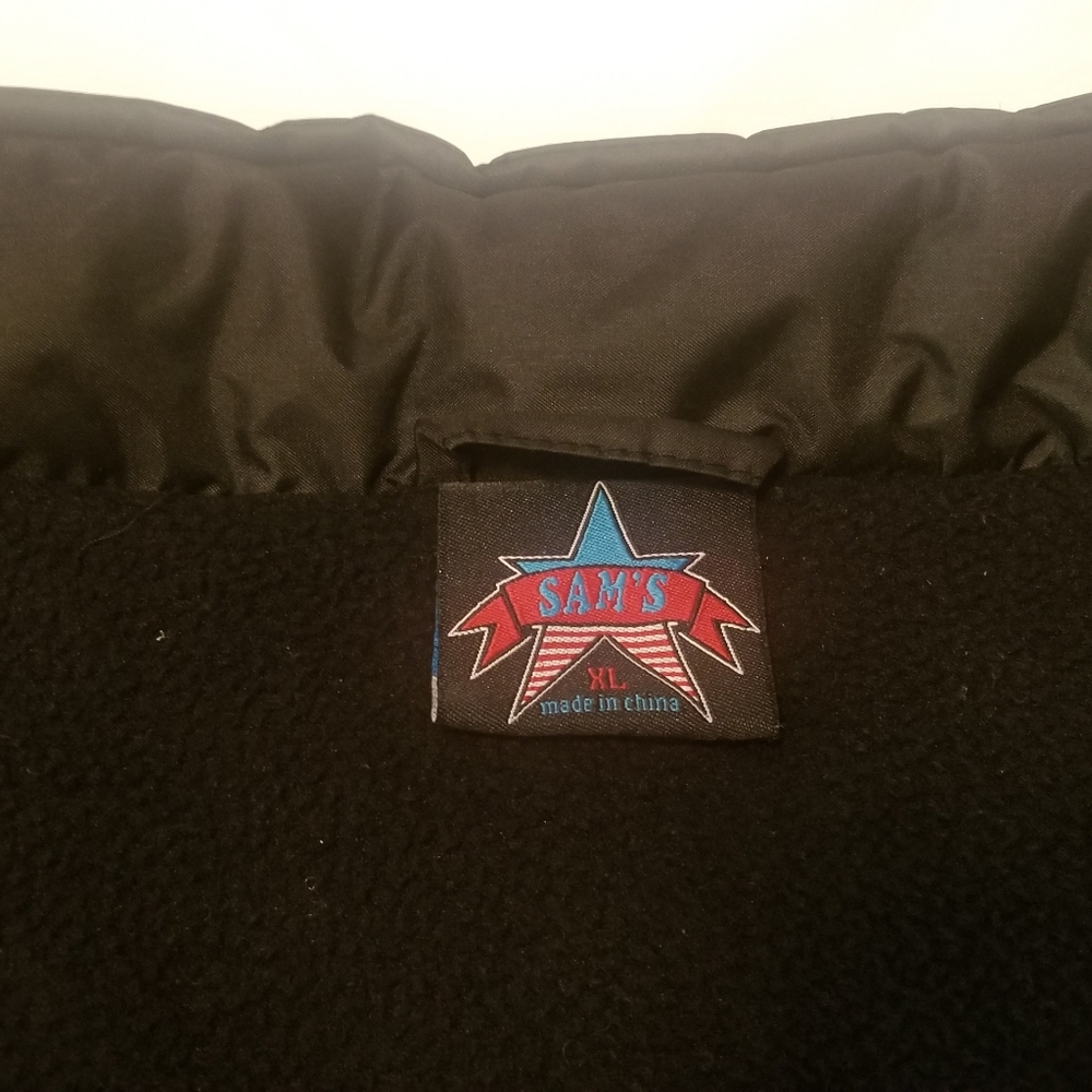 Men's Jacket - Picture 2 of 4